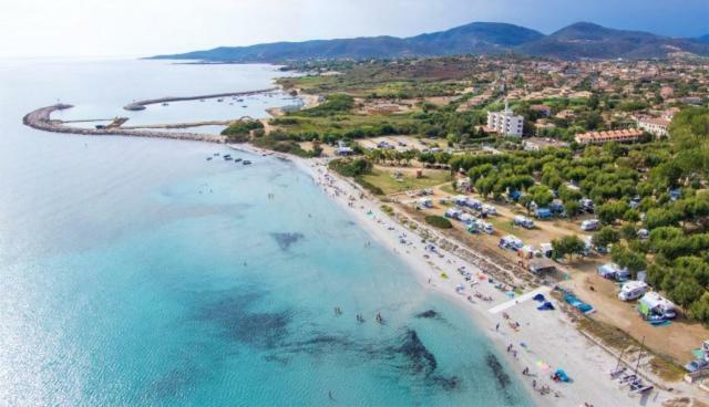 Camping San Teodoro La Cinta Hotel Exterior photo